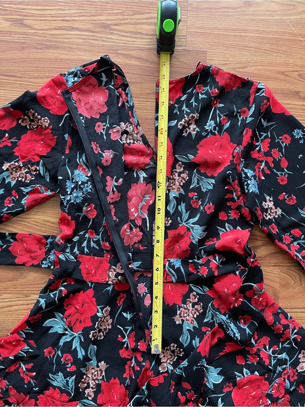Black Floral Long Sleeve V-Neck Romper with Tie Waist - Picture 9 of 10
